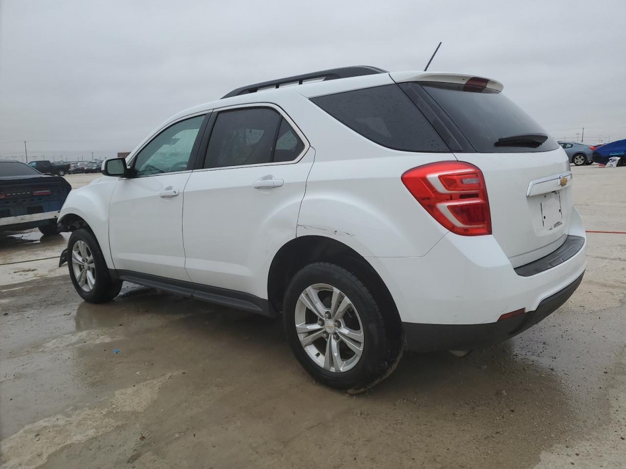 2016 CHEVROLET EQUINOX LT - Image 2