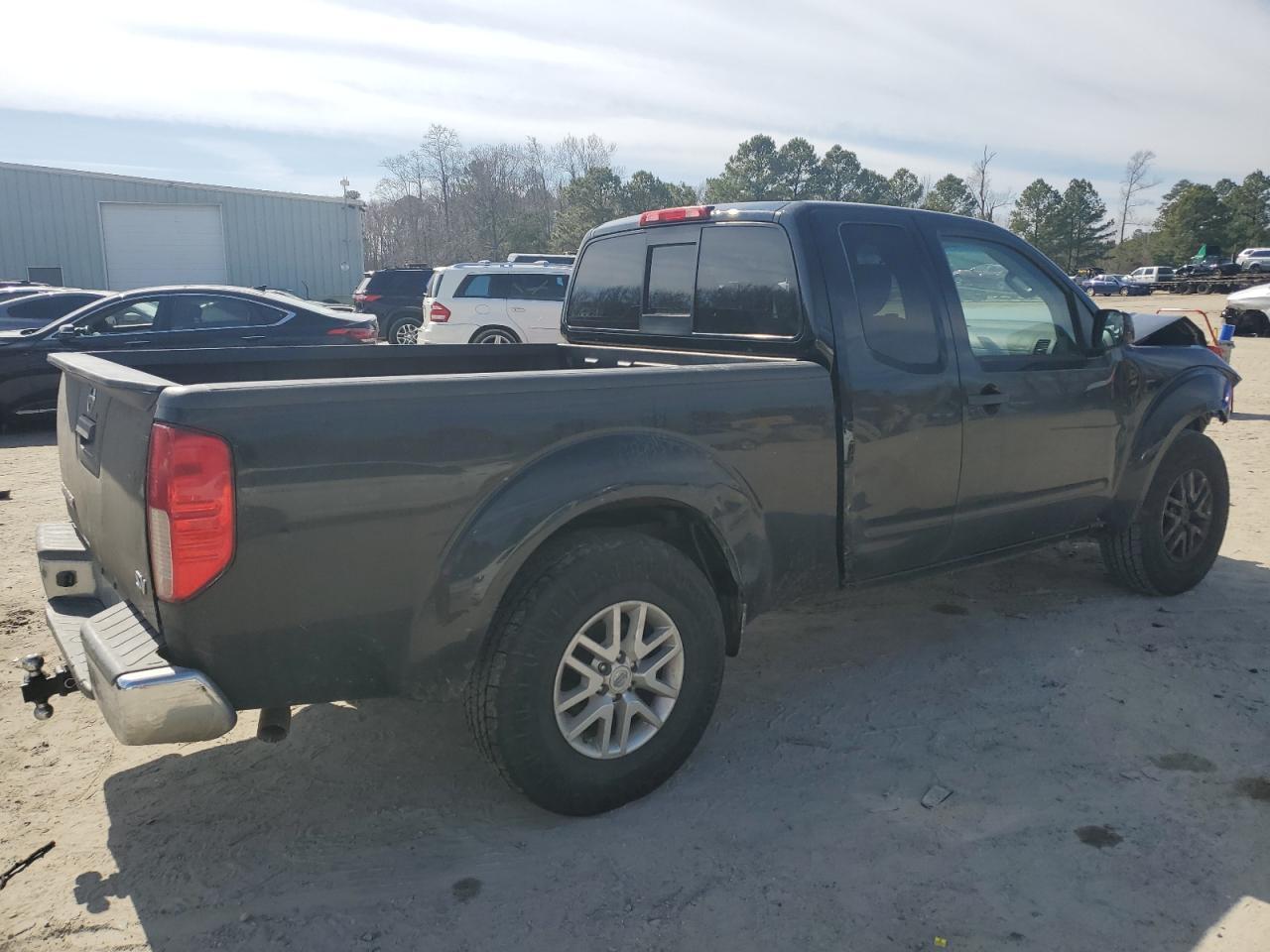 2019 NISSAN FRONTIER S - Фото 3
