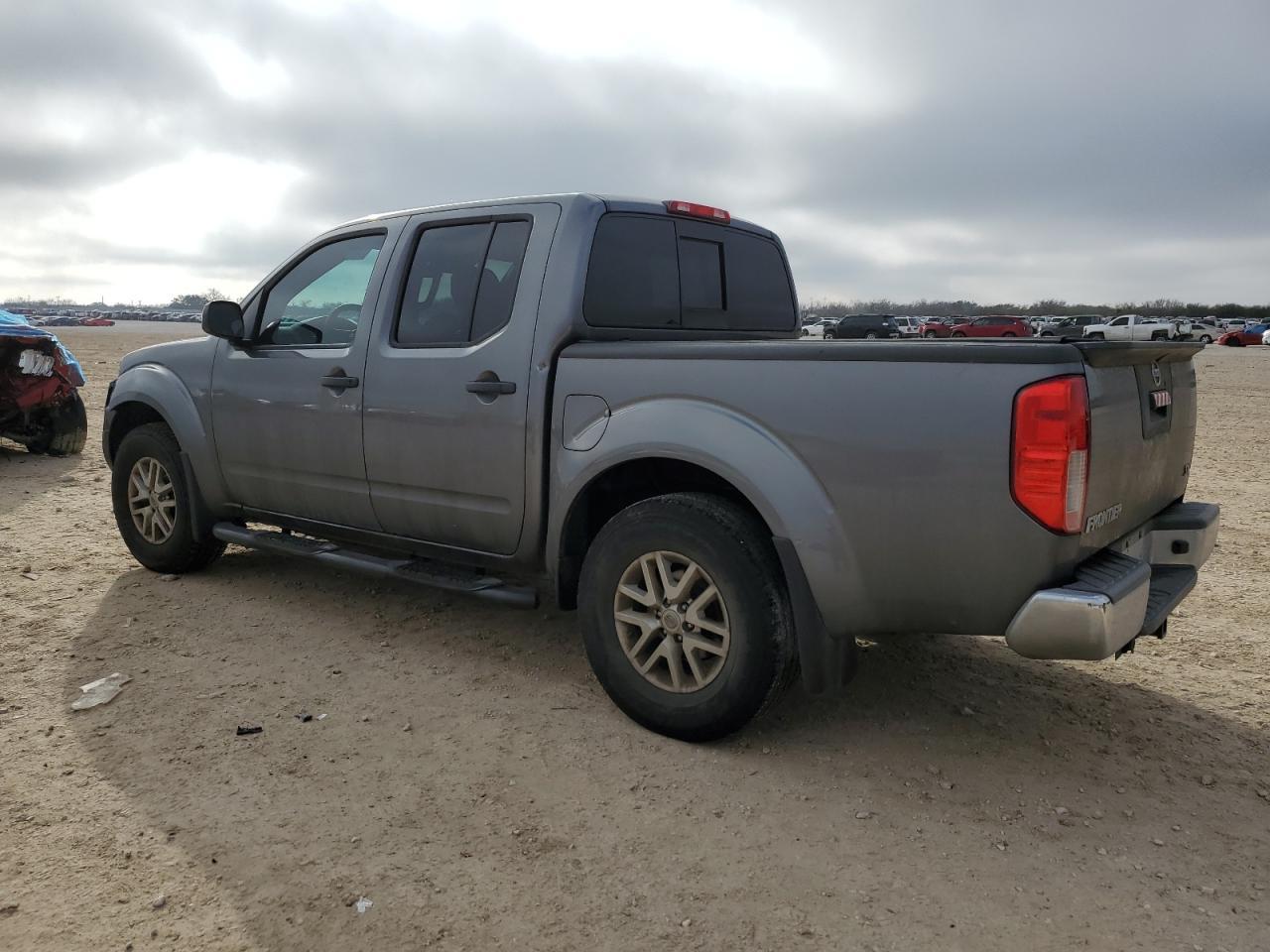 2019 NISSAN FRONTIER S - Фото 2