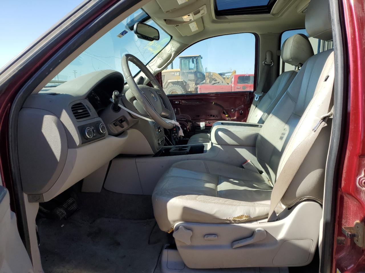 2011 CHEVROLET TAHOE K150 - Фото 7