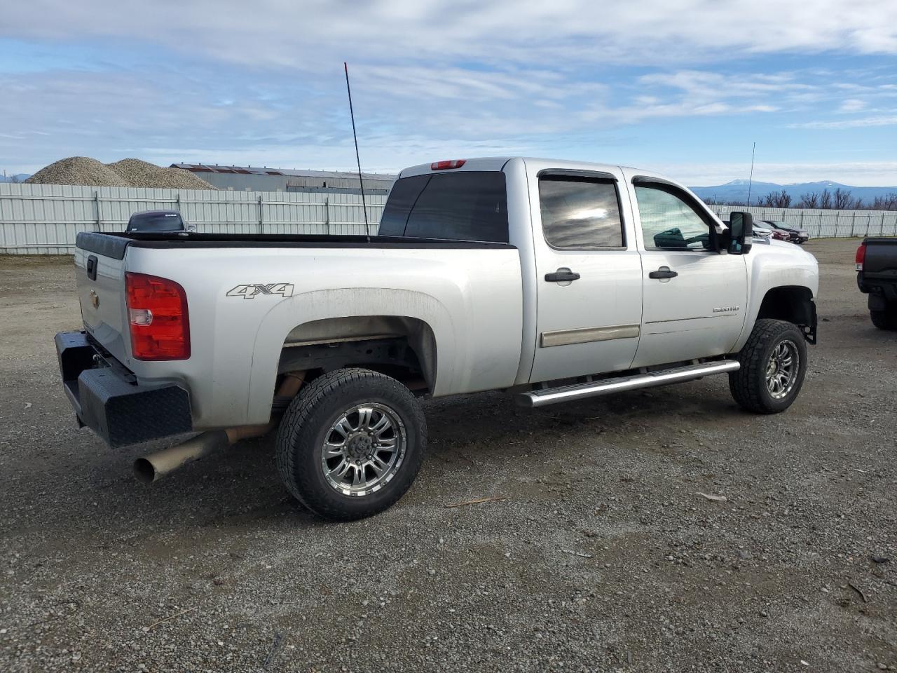 2012 CHEVROLET SILVERADO - Image 3