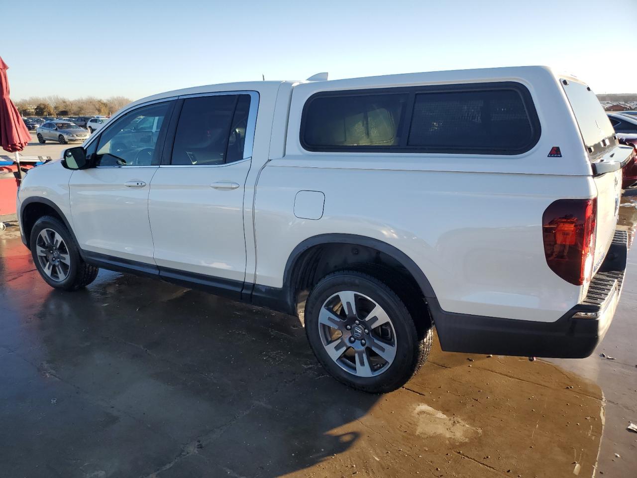2017 HONDA RIDGELINE - Фото 2
