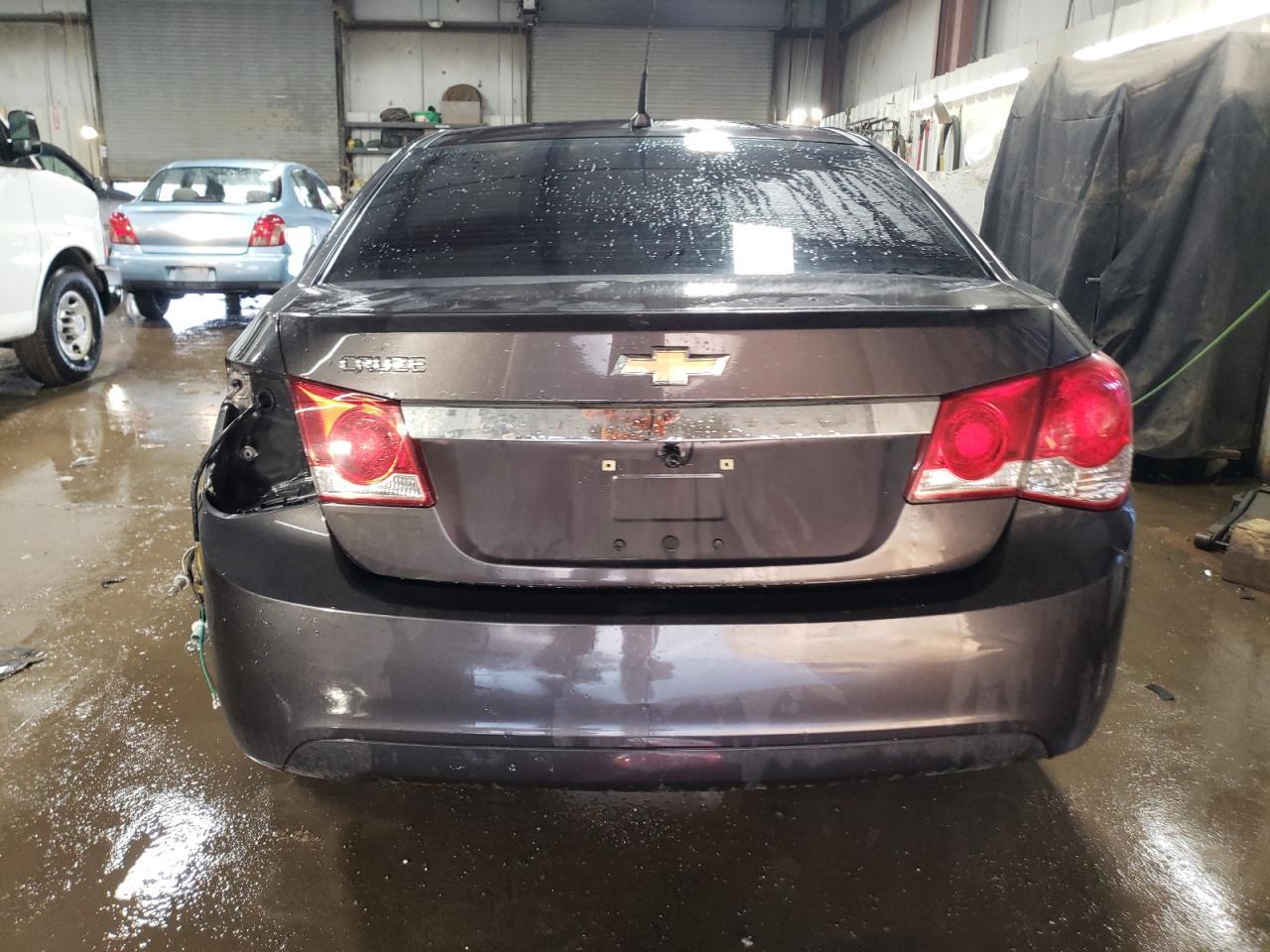 2014 CHEVROLET CRUZE LS - Image 6