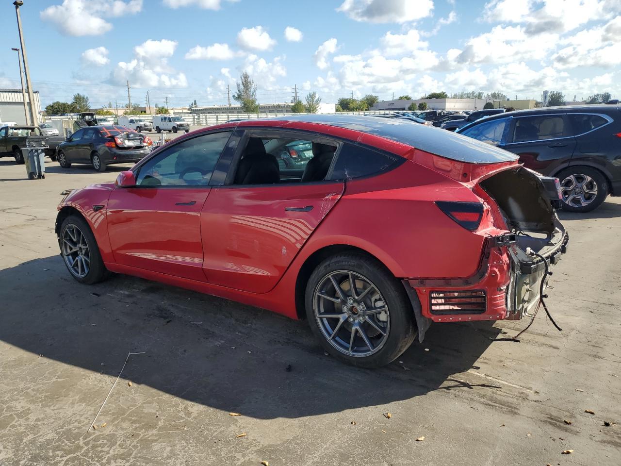 2022 TESLA MODEL 3 - Image 2