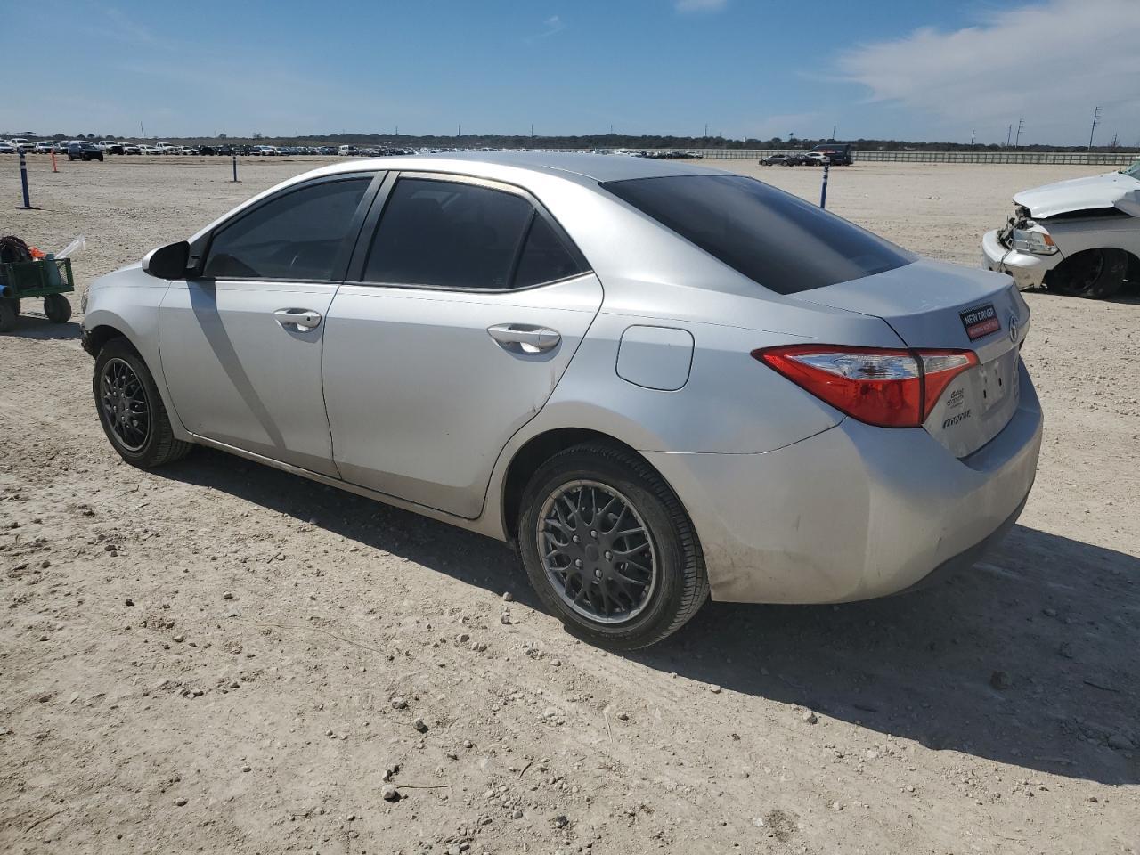 2016 TOYOTA COROLLA L - Image 2