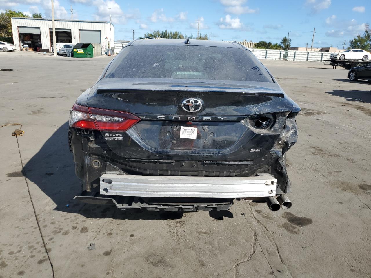 2021 TOYOTA CAMRY SE - Image 6