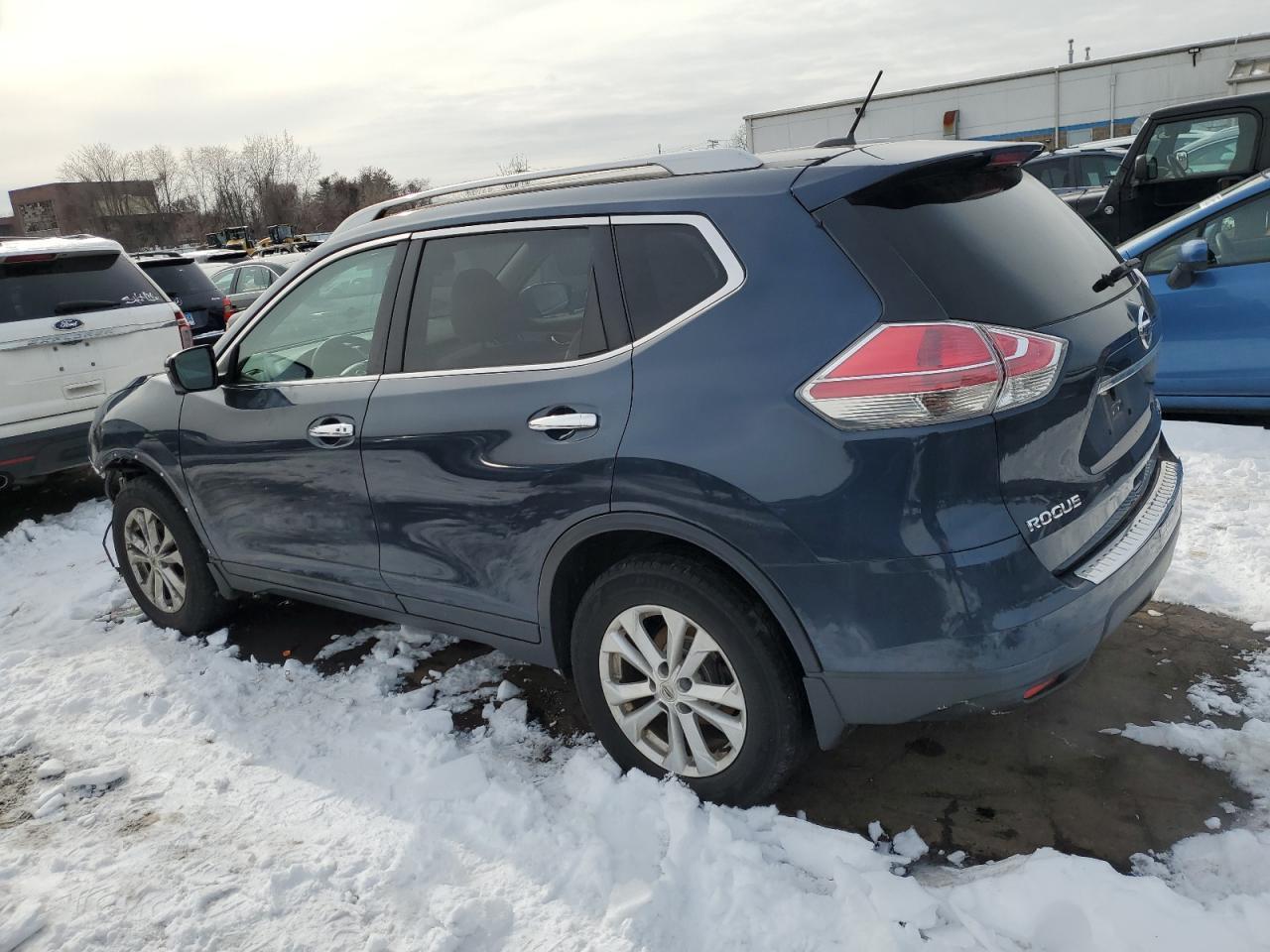 2016 NISSAN ROGUE S - Фото 2