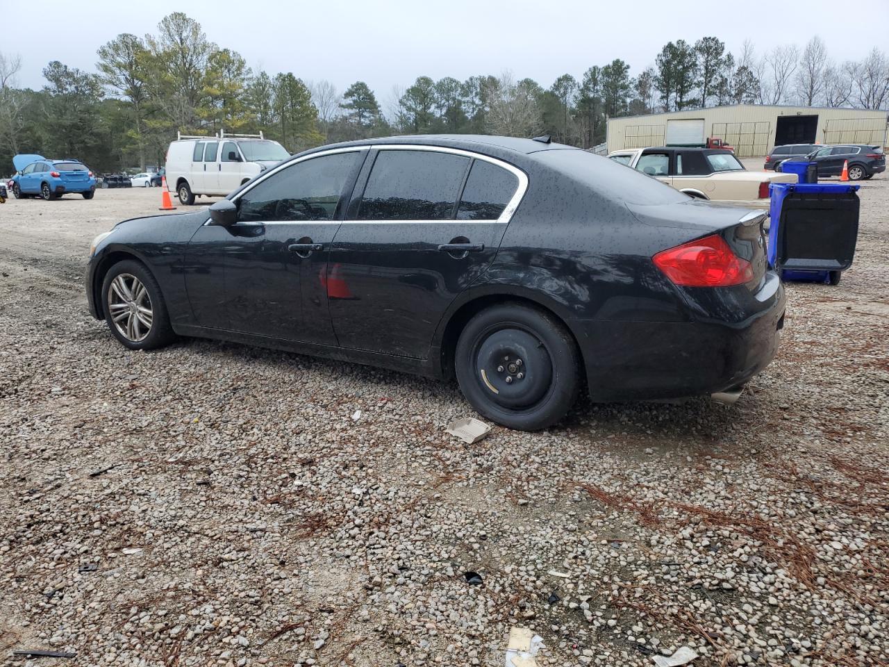 2012 INFINITI G37 - Image 2