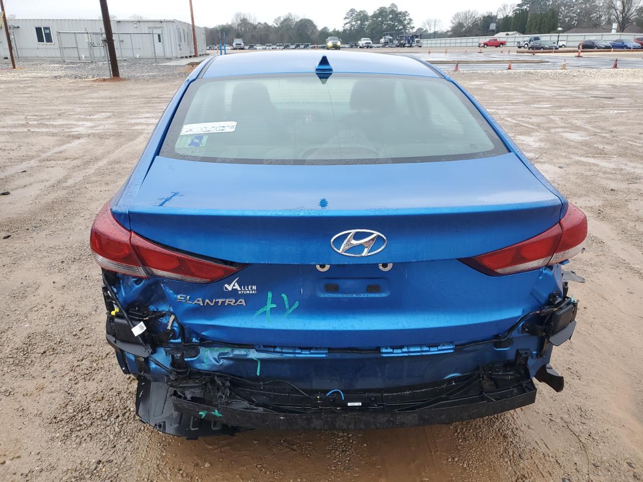 2017 HYUNDAI ELANTRA SE - Image 6