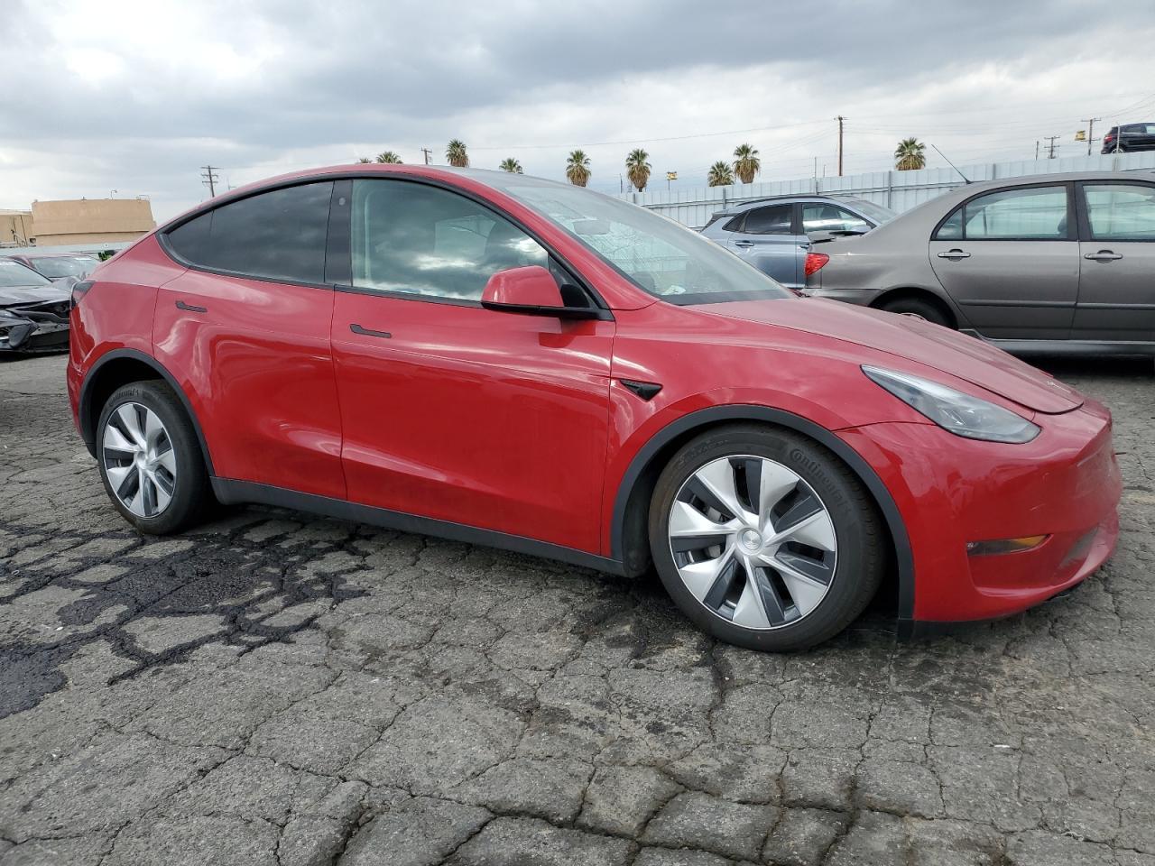 2023 TESLA MODEL Y - Фото 4