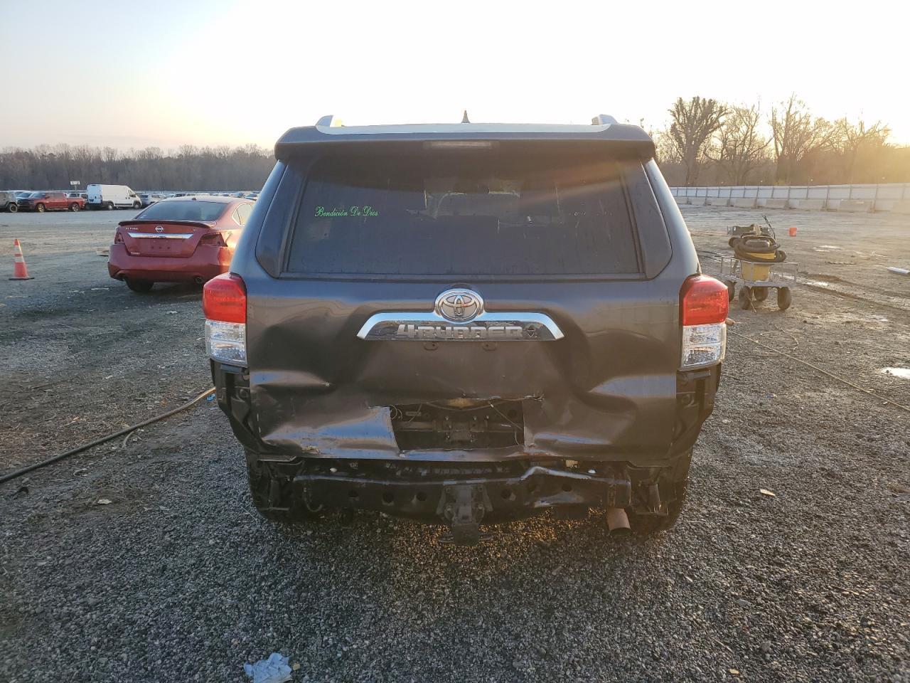 2011 TOYOTA 4RUNNER SR - Image 6