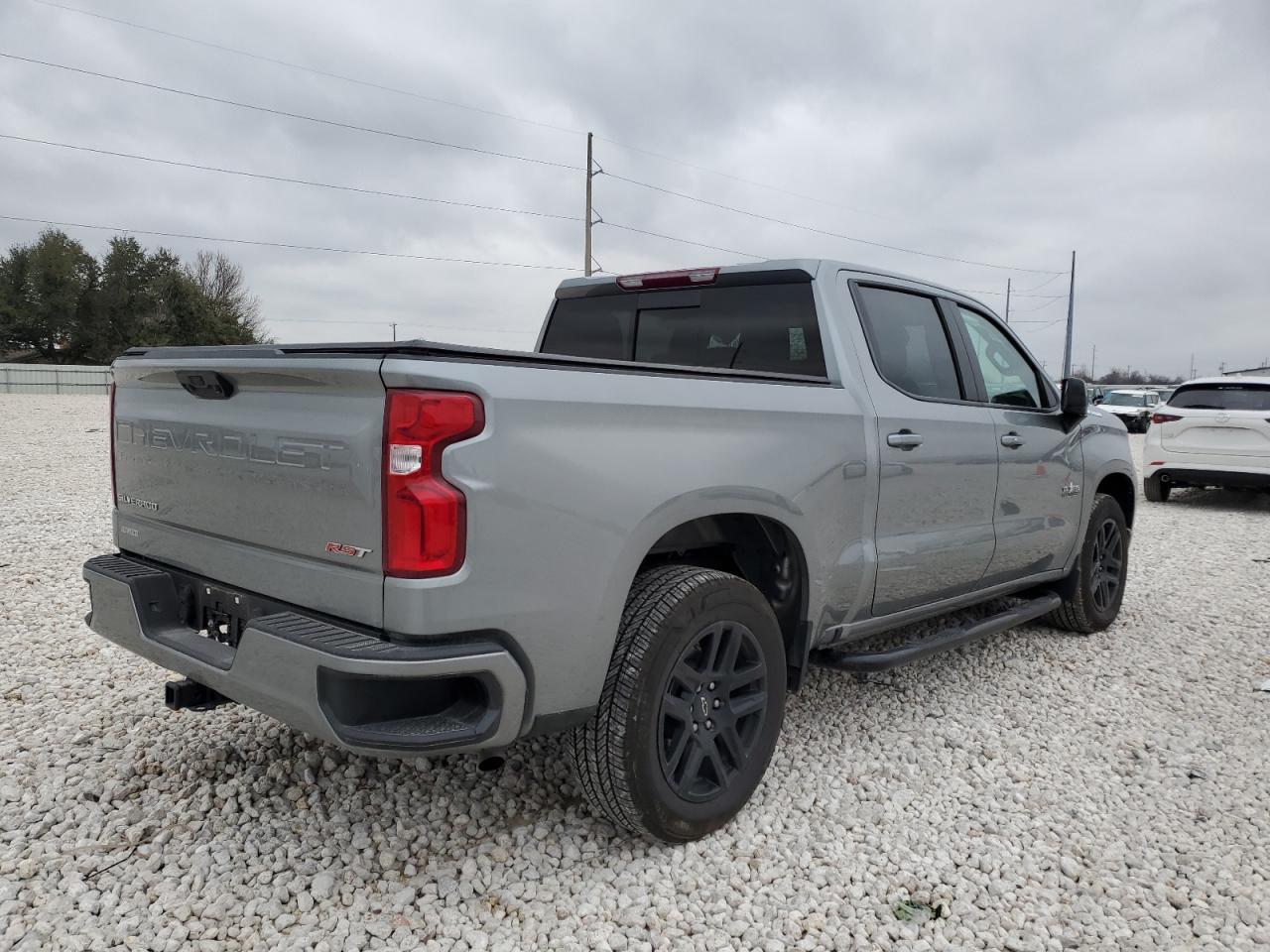 2024 CHEVROLET SILVERADO - Фото 3