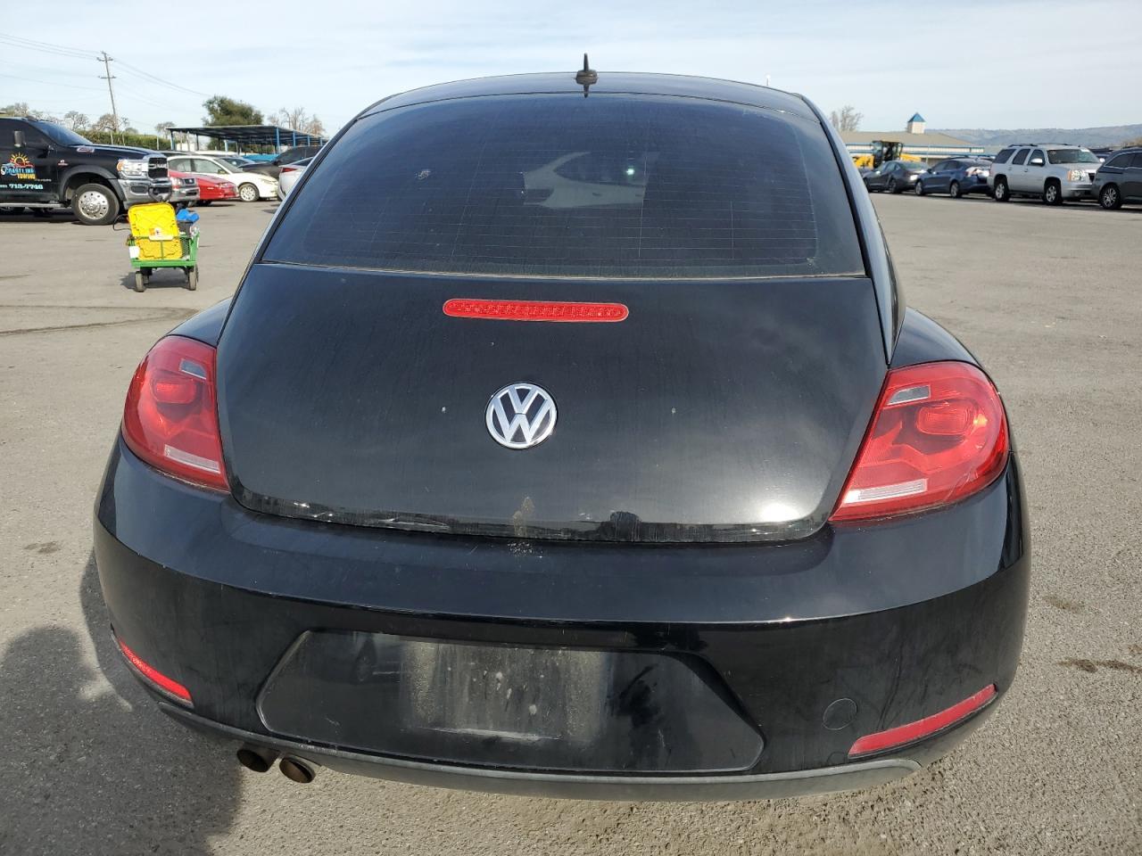 2014 VOLKSWAGEN BEETLE - Image 6