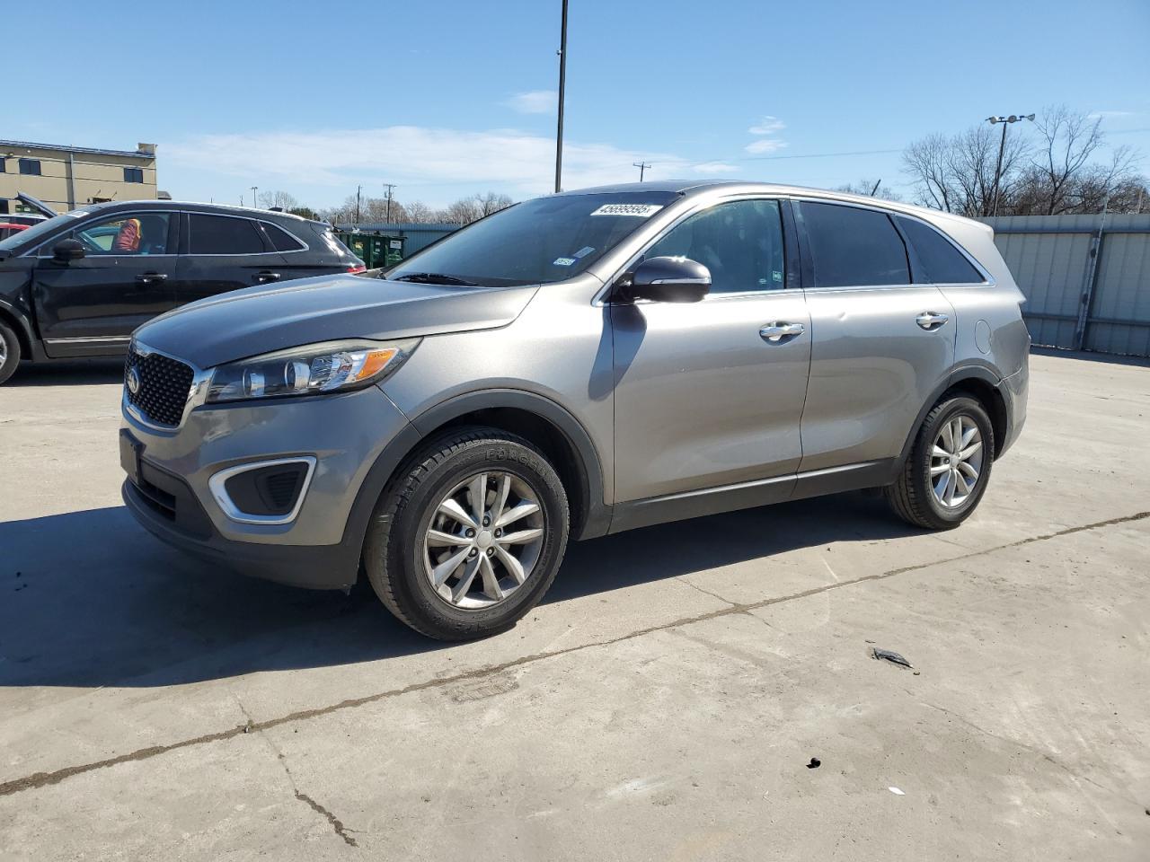 2016 KIA SORENTO LX