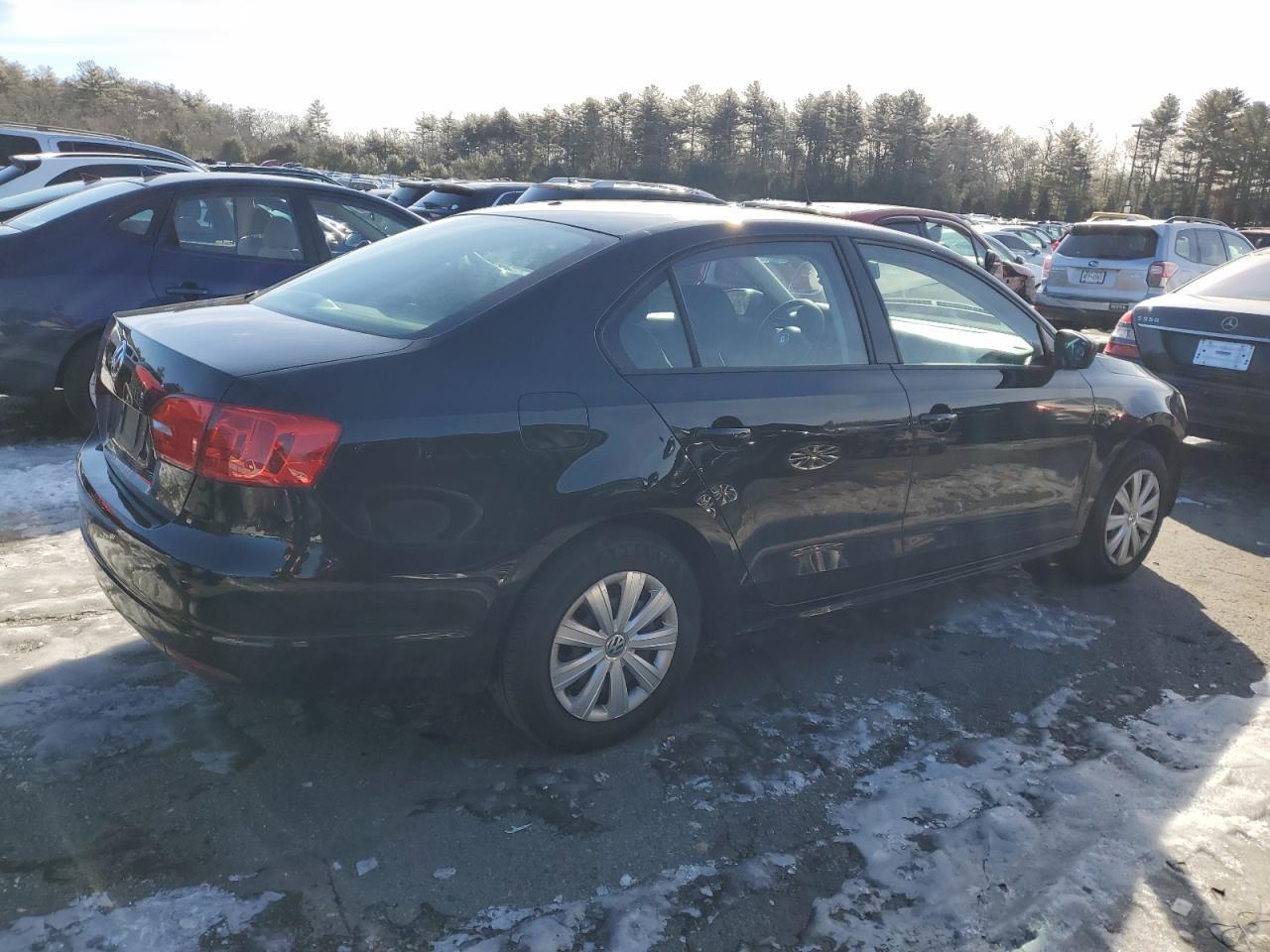 2013 VOLKSWAGEN JETTA BASE - Image 3