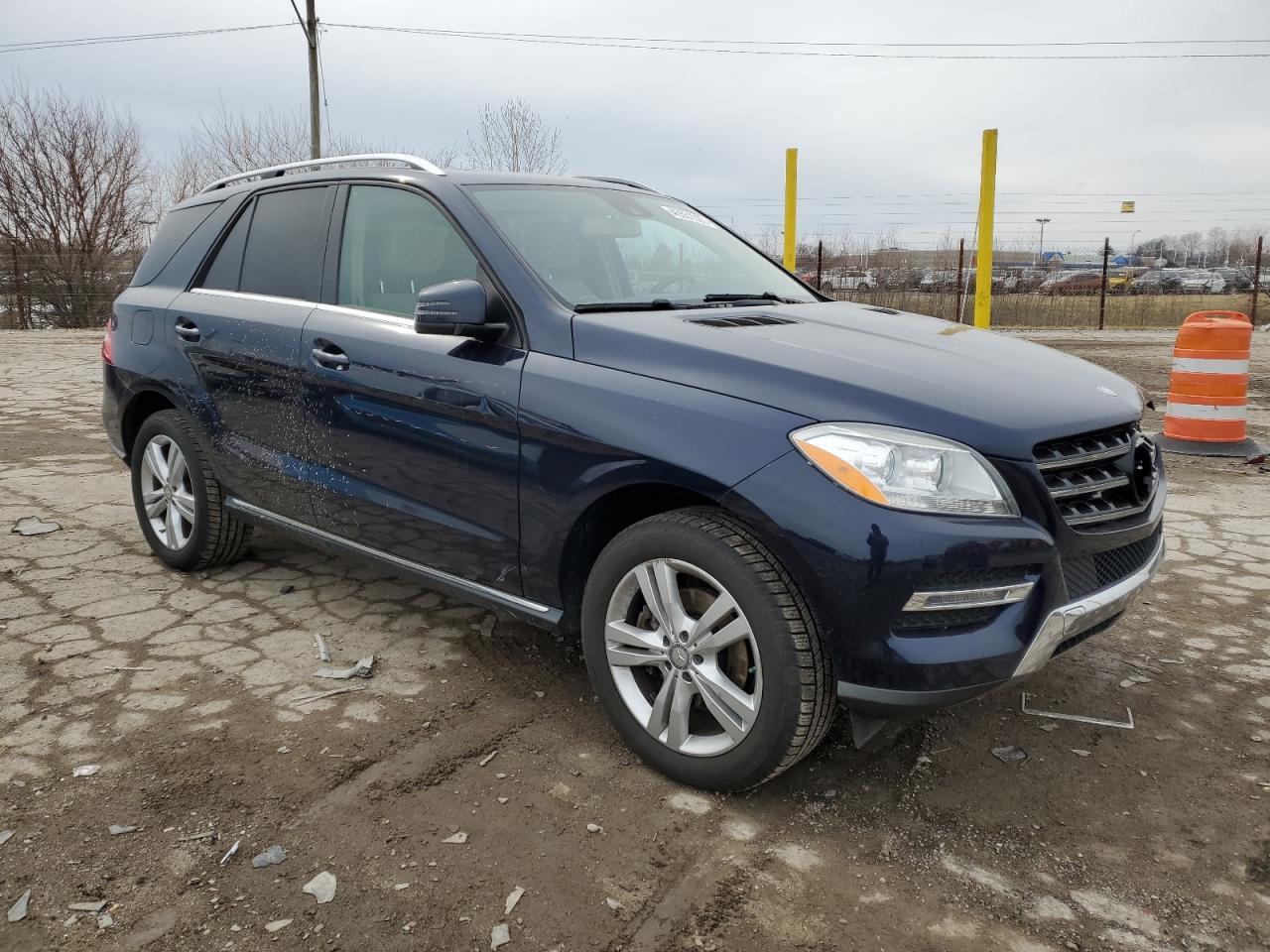 2013 MERCEDES-BENZ ML 350 4MA - Фото 4
