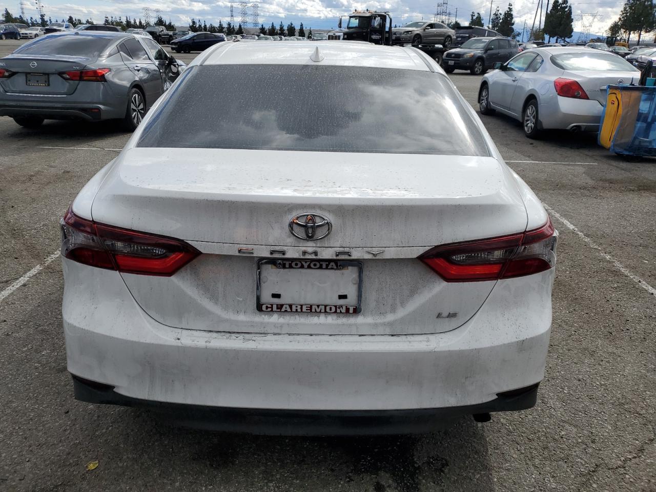 2023 TOYOTA CAMRY LE - Фото 6