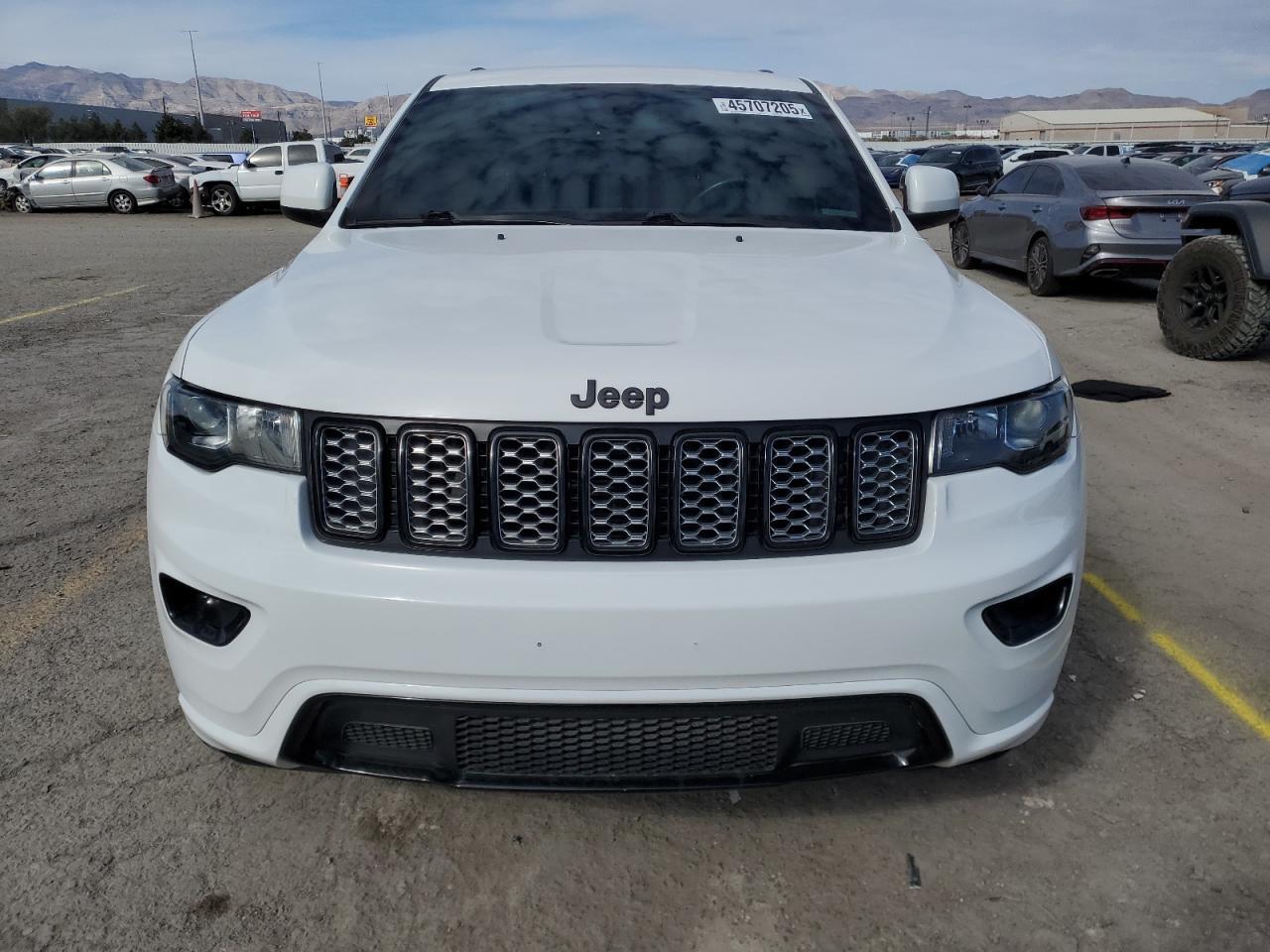2018 JEEP GRAND CHER - Image 5