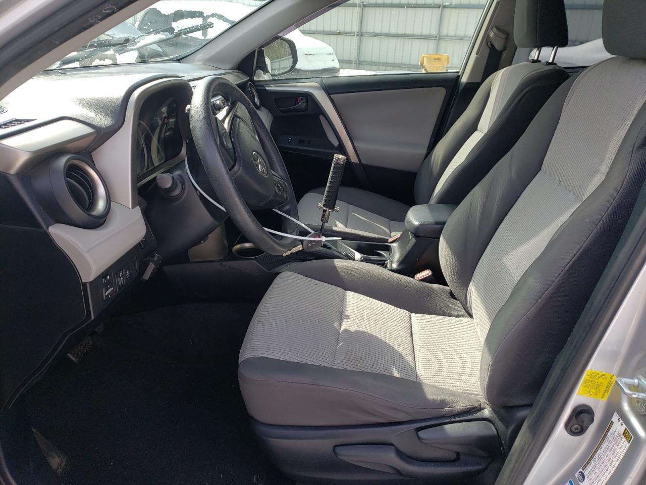 2015 TOYOTA RAV4 LE - Фото 7