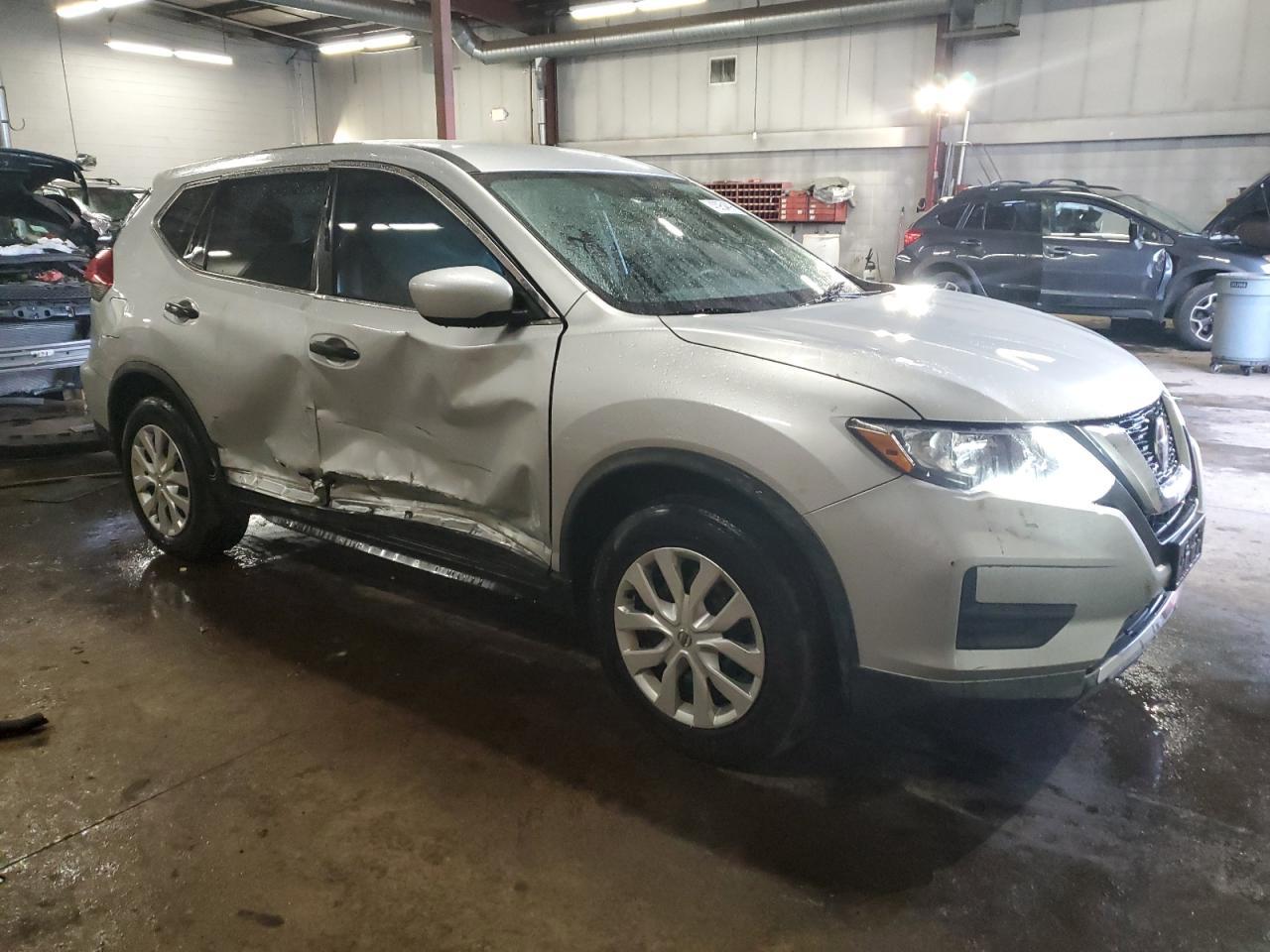 2018 NISSAN ROGUE S - Фото 4