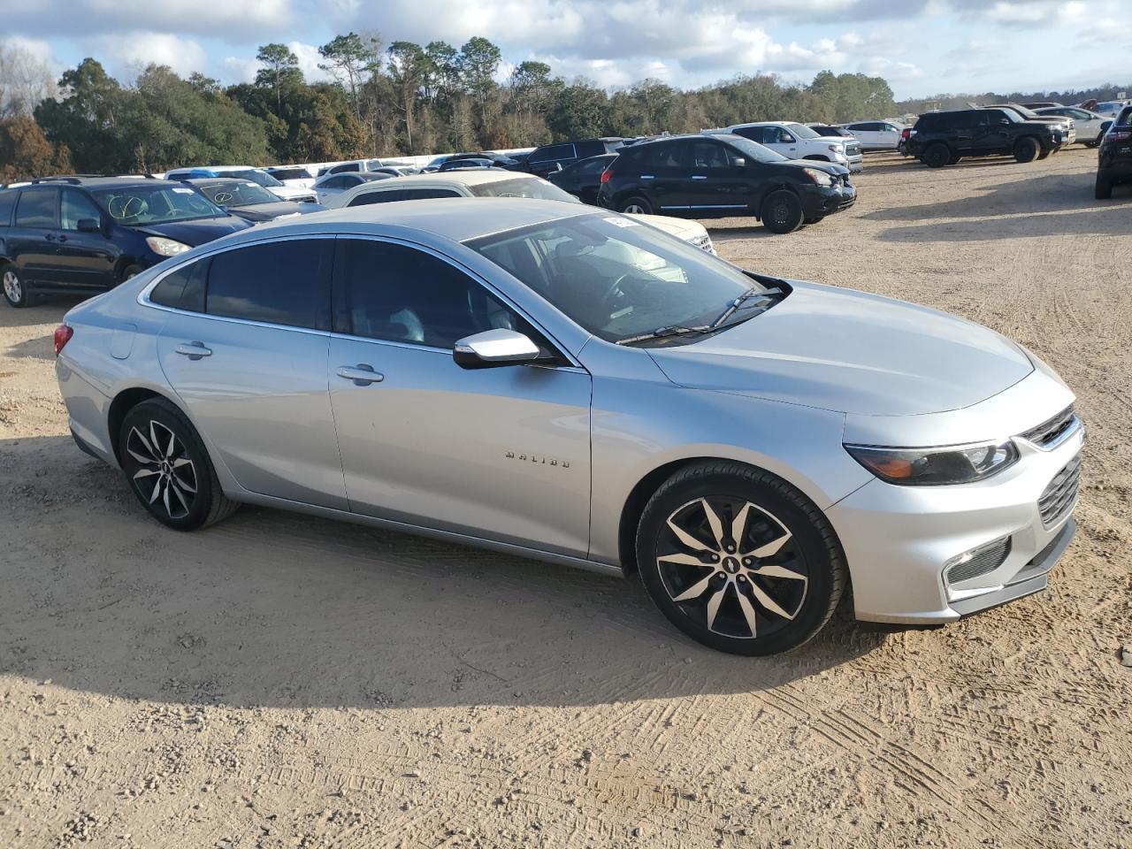 2017 CHEVROLET MALIBU LT - Фото 4