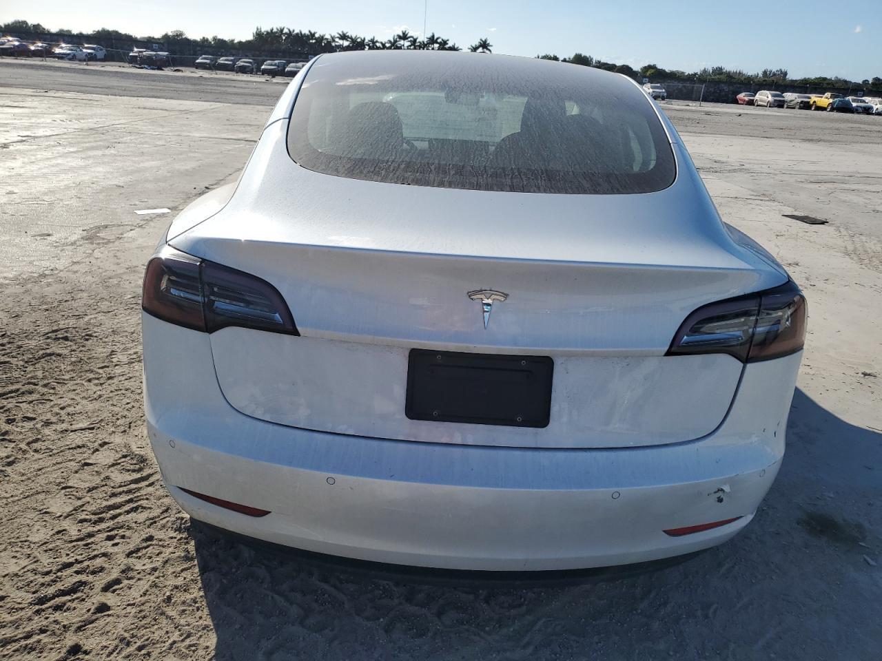 2022 TESLA MODEL 3 - Image 6