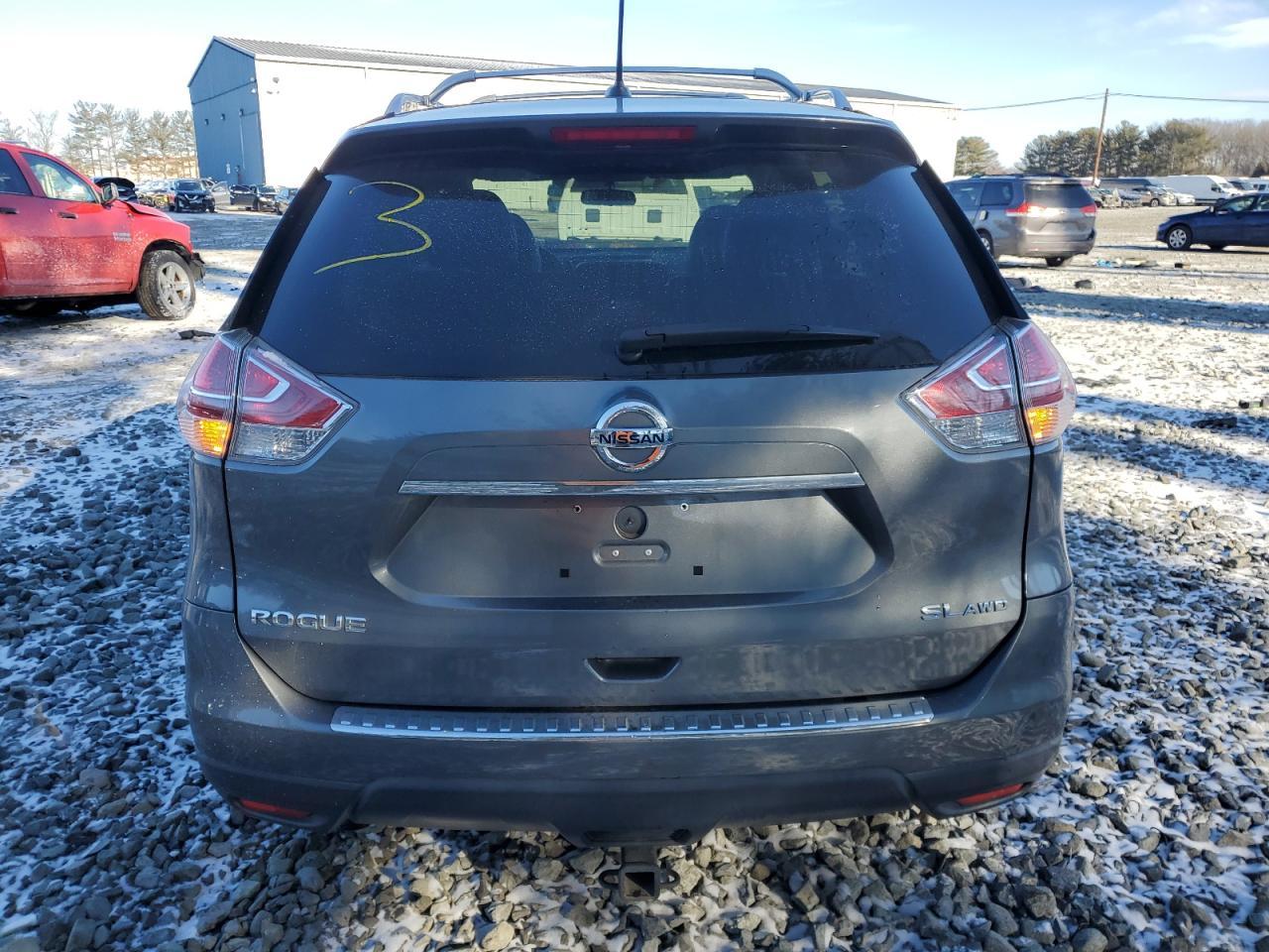 2015 NISSAN ROGUE S - Image 6
