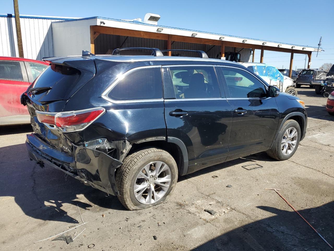 2015 TOYOTA HIGHLANDER - Фото 3