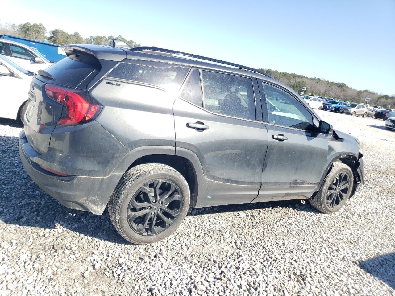 2021 GMC TERRAIN SL - Image 3