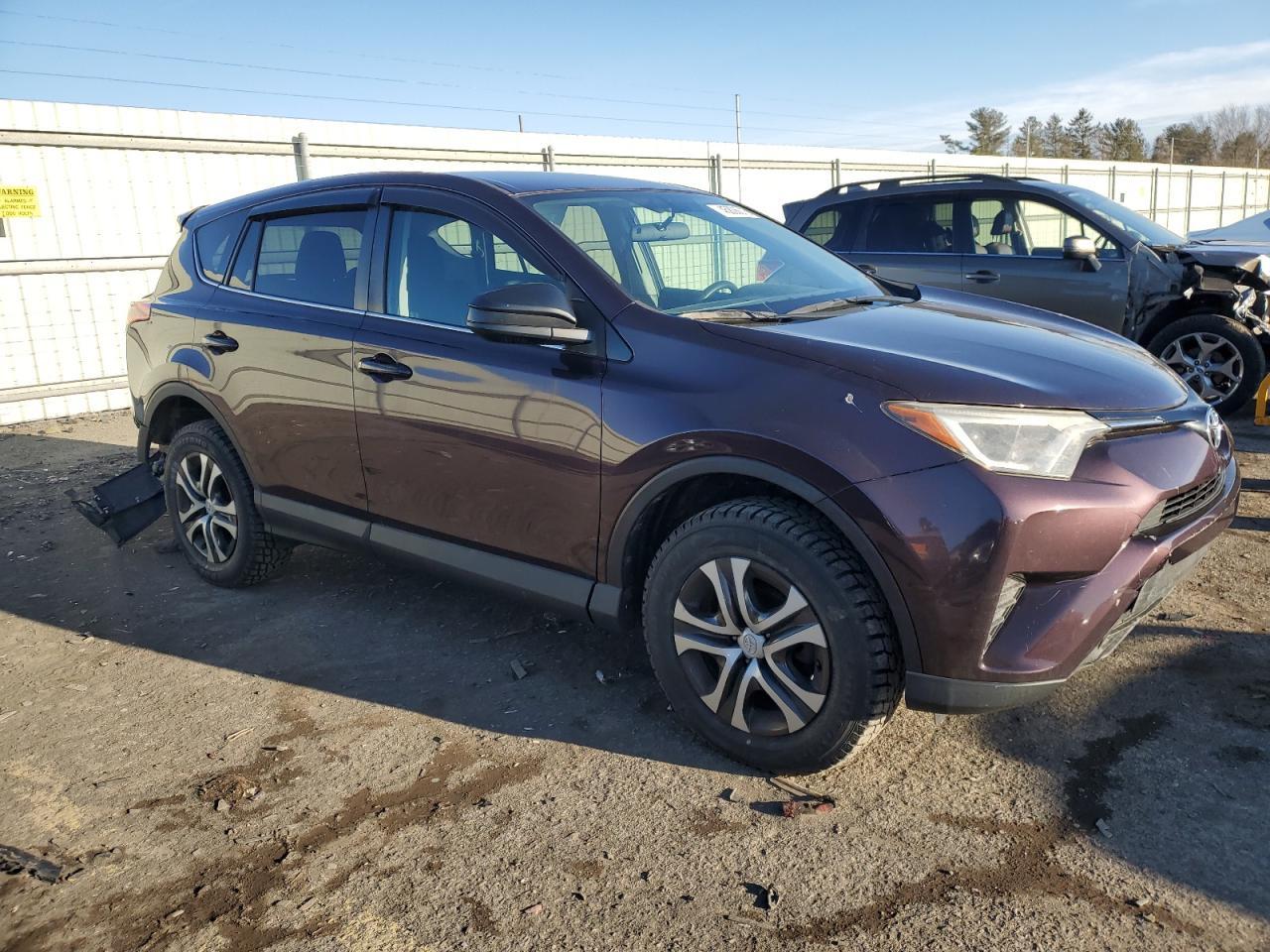 2016 TOYOTA RAV4 LE - Фото 4