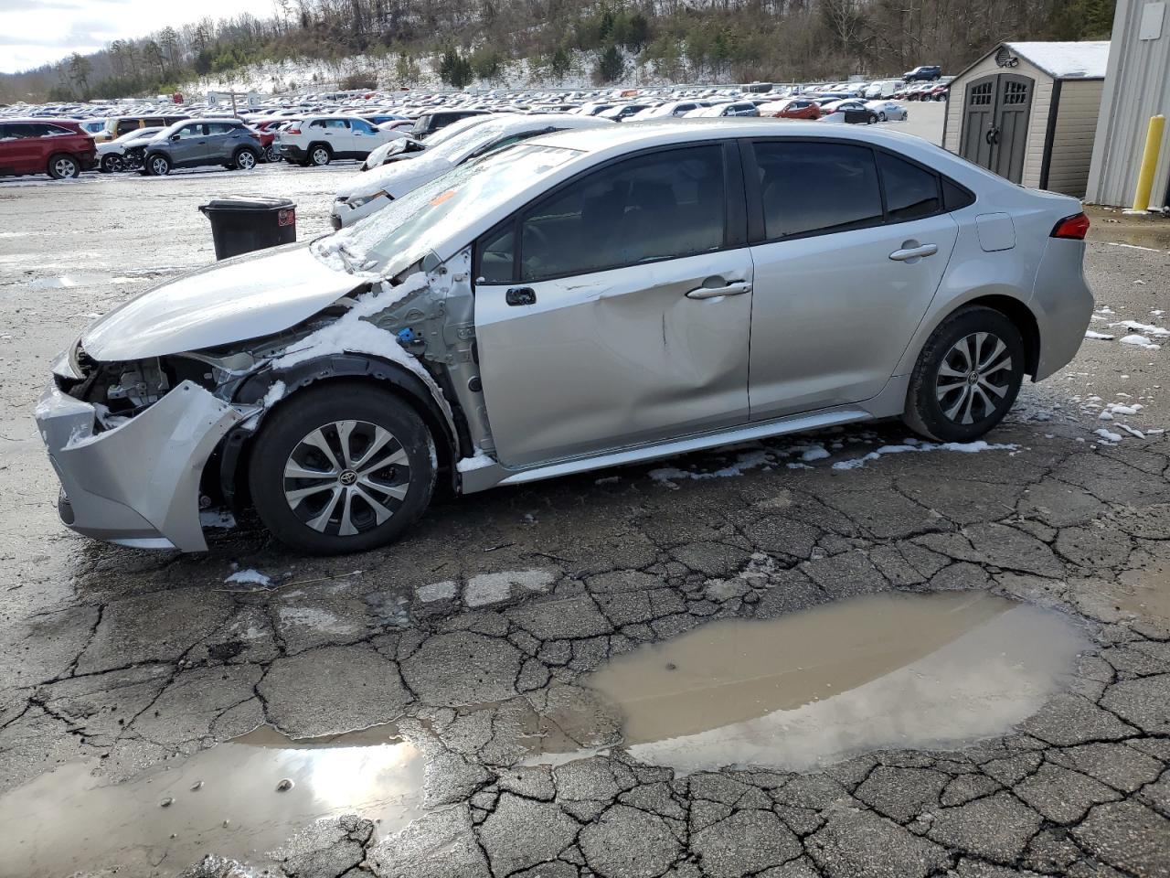 2021 TOYOTA COROLLA LE