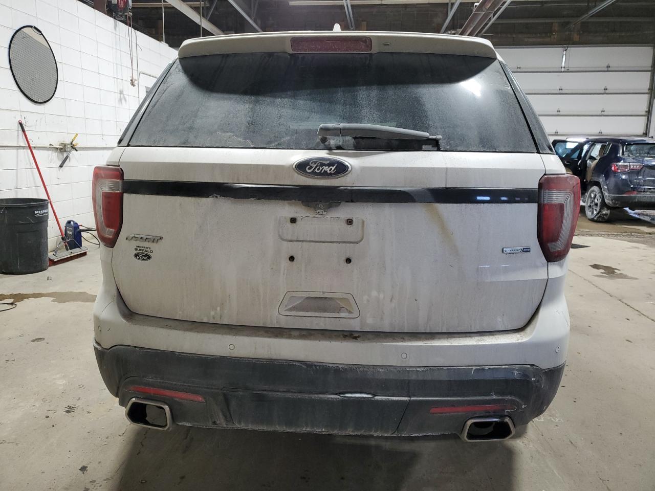 2017 FORD EXPLORER S - Image 6