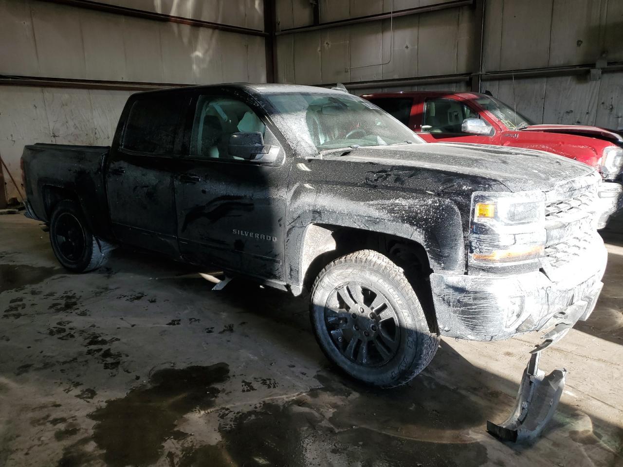 2018 CHEVROLET SILVERADO - Фото 4