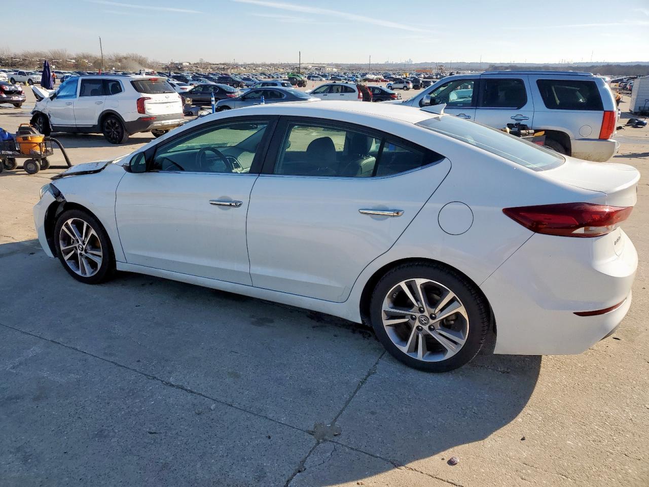 2017 HYUNDAI ELANTRA SE - Image 2