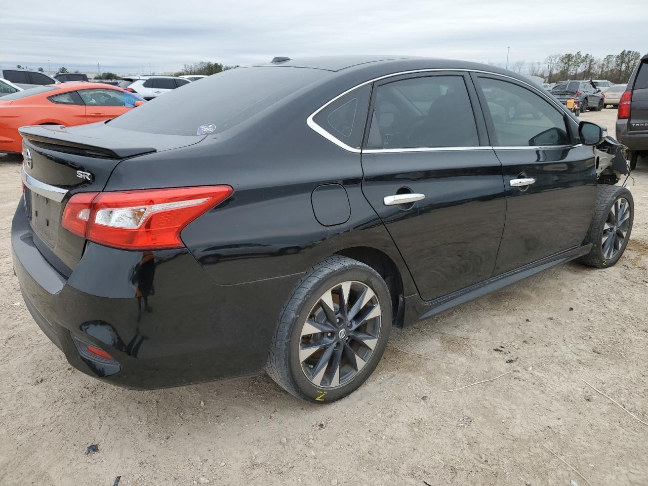 2017 NISSAN SENTRA S - Фото 3