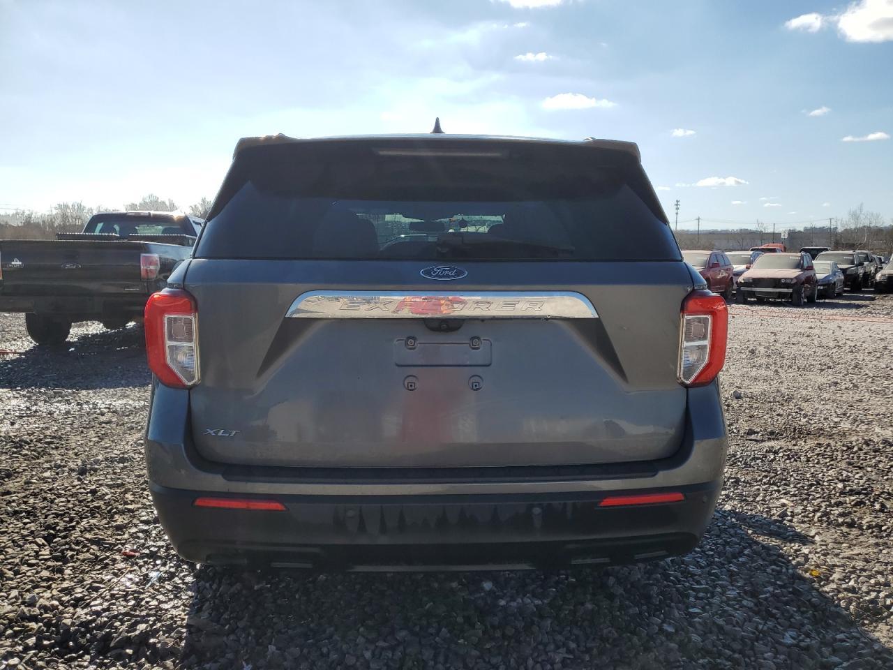 2022 FORD EXPLORER X - Фото 6