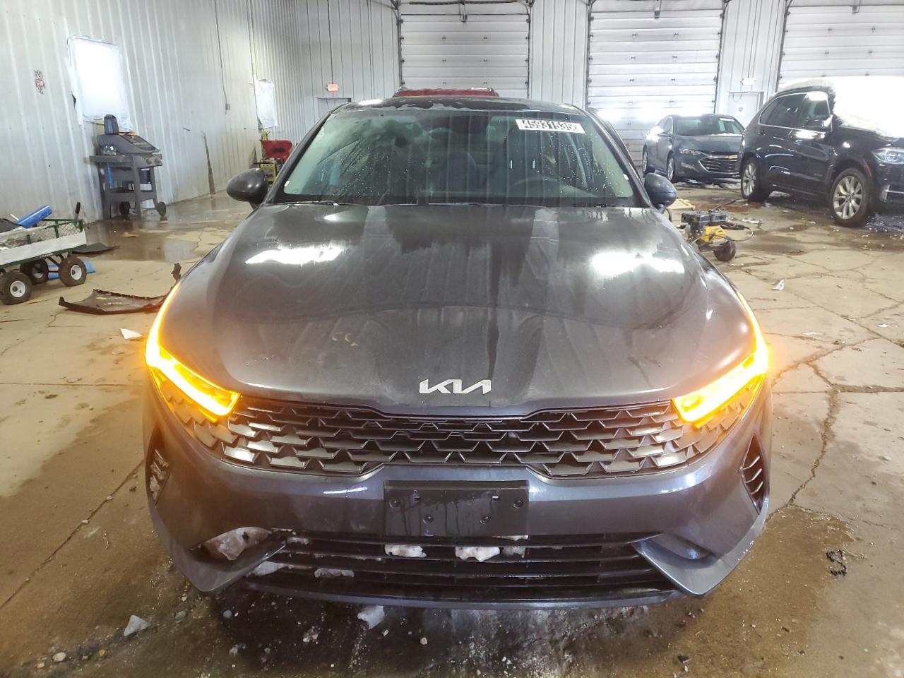 2023 KIA K5 LXS - Image 5
