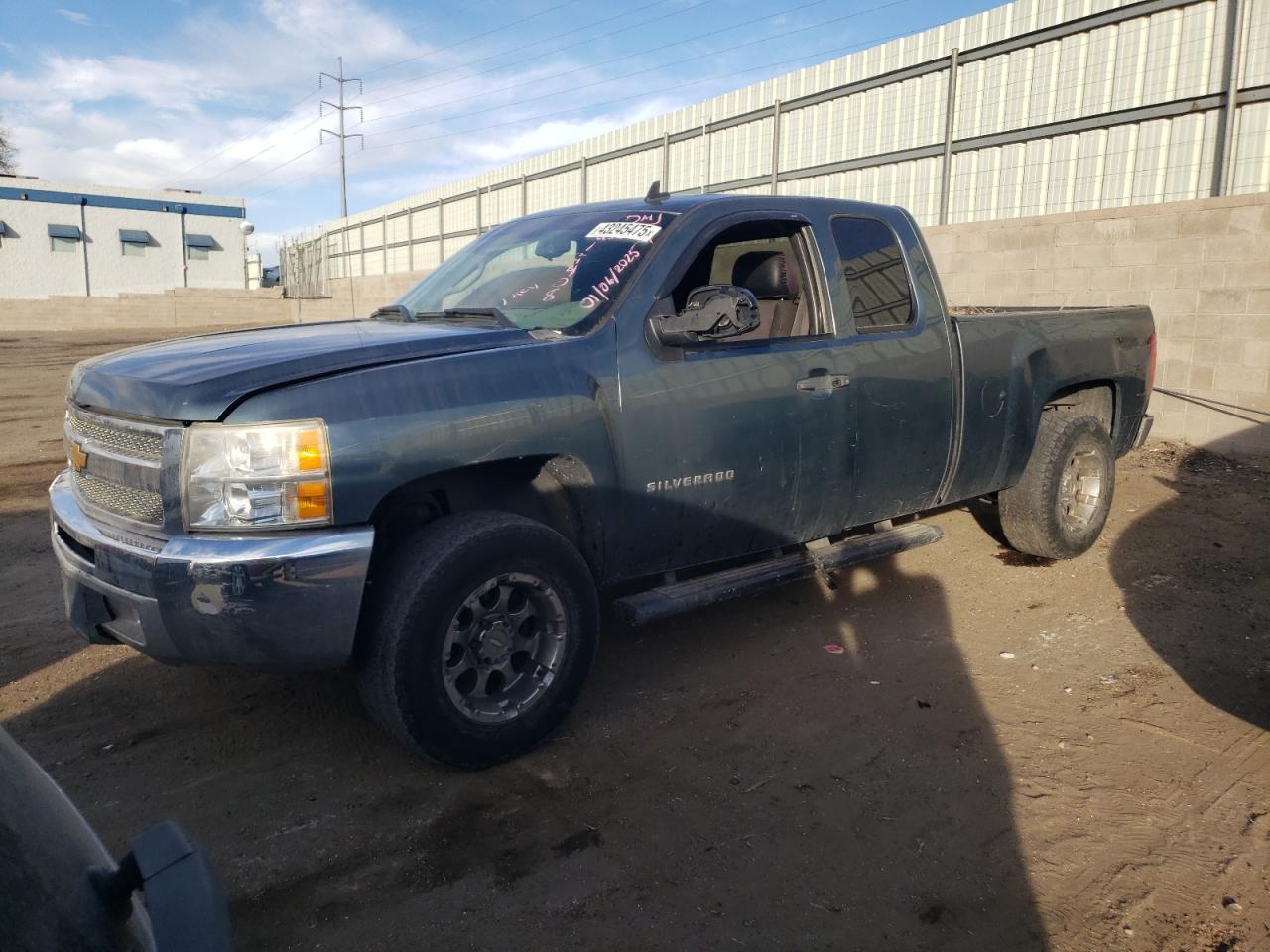 2013 CHEVROLET SILVERADO car image