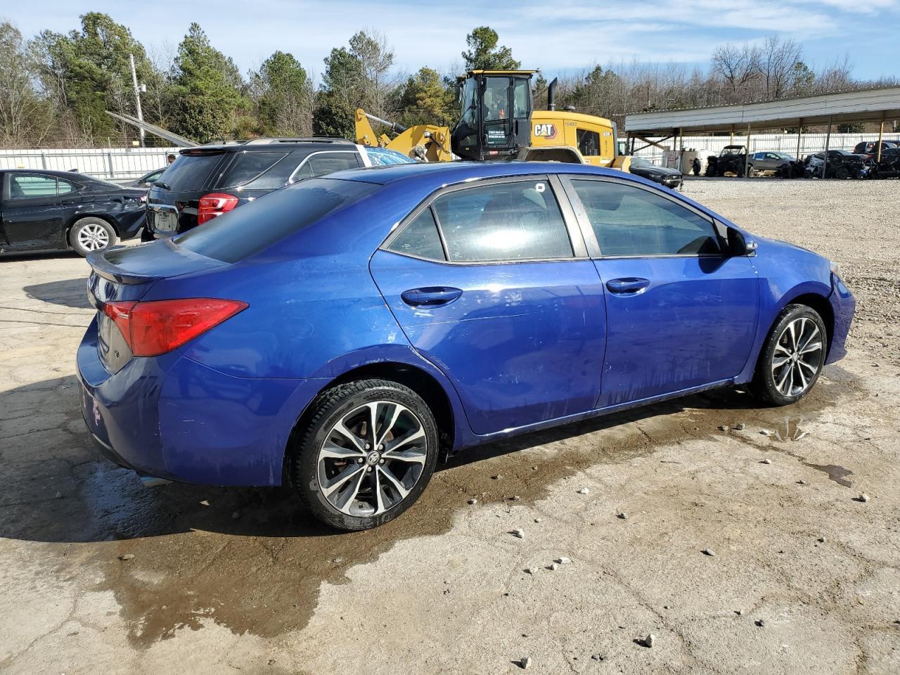 2018 TOYOTA COROLLA L - Image 3