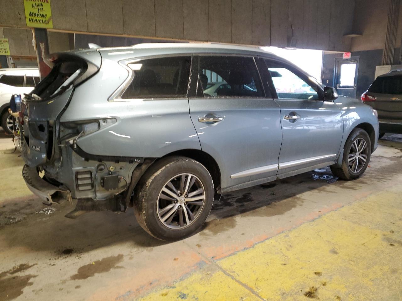 2019 INFINITI QX60 LUXE - Image 3