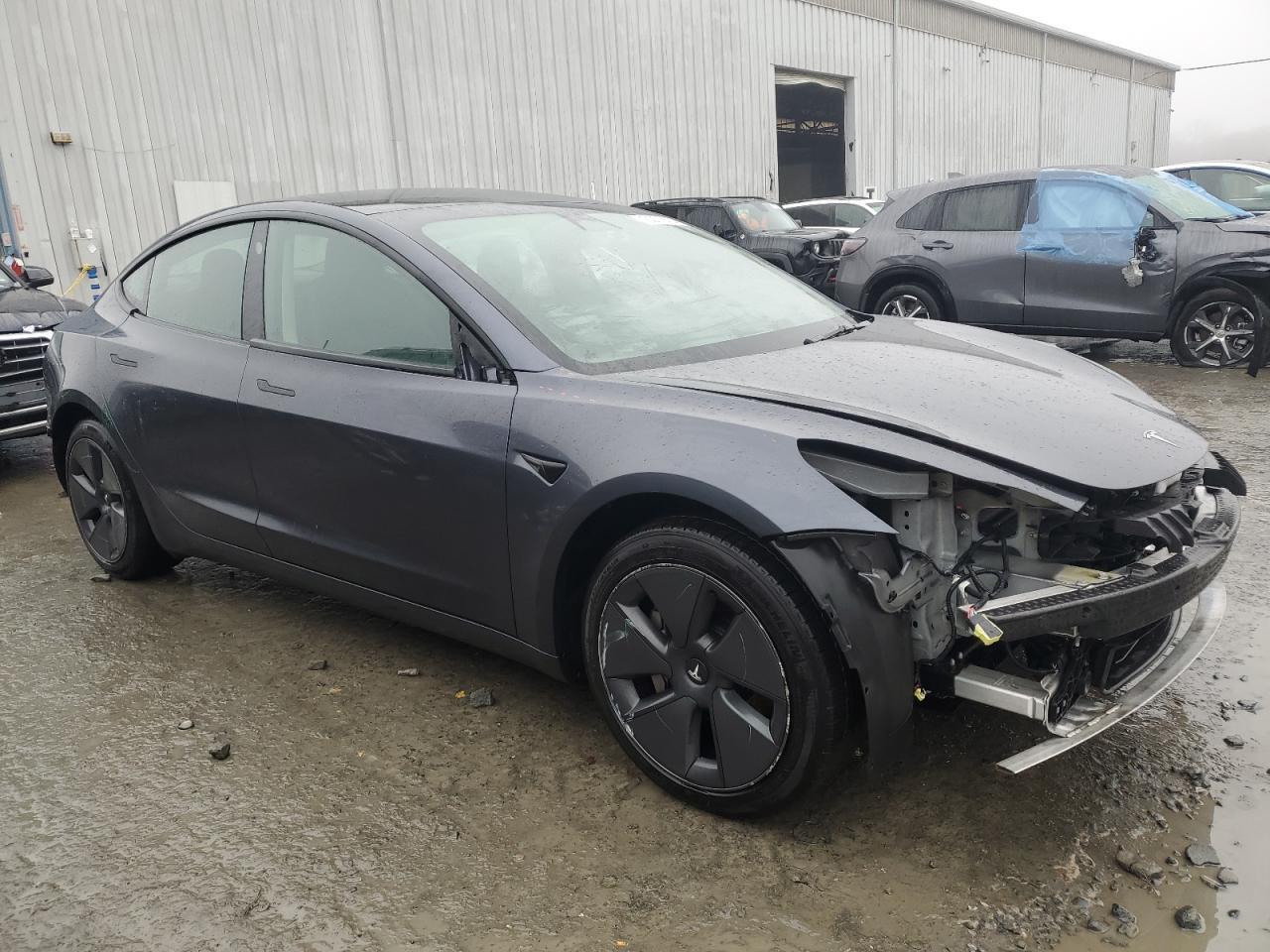 2022 TESLA MODEL 3 - Image 4