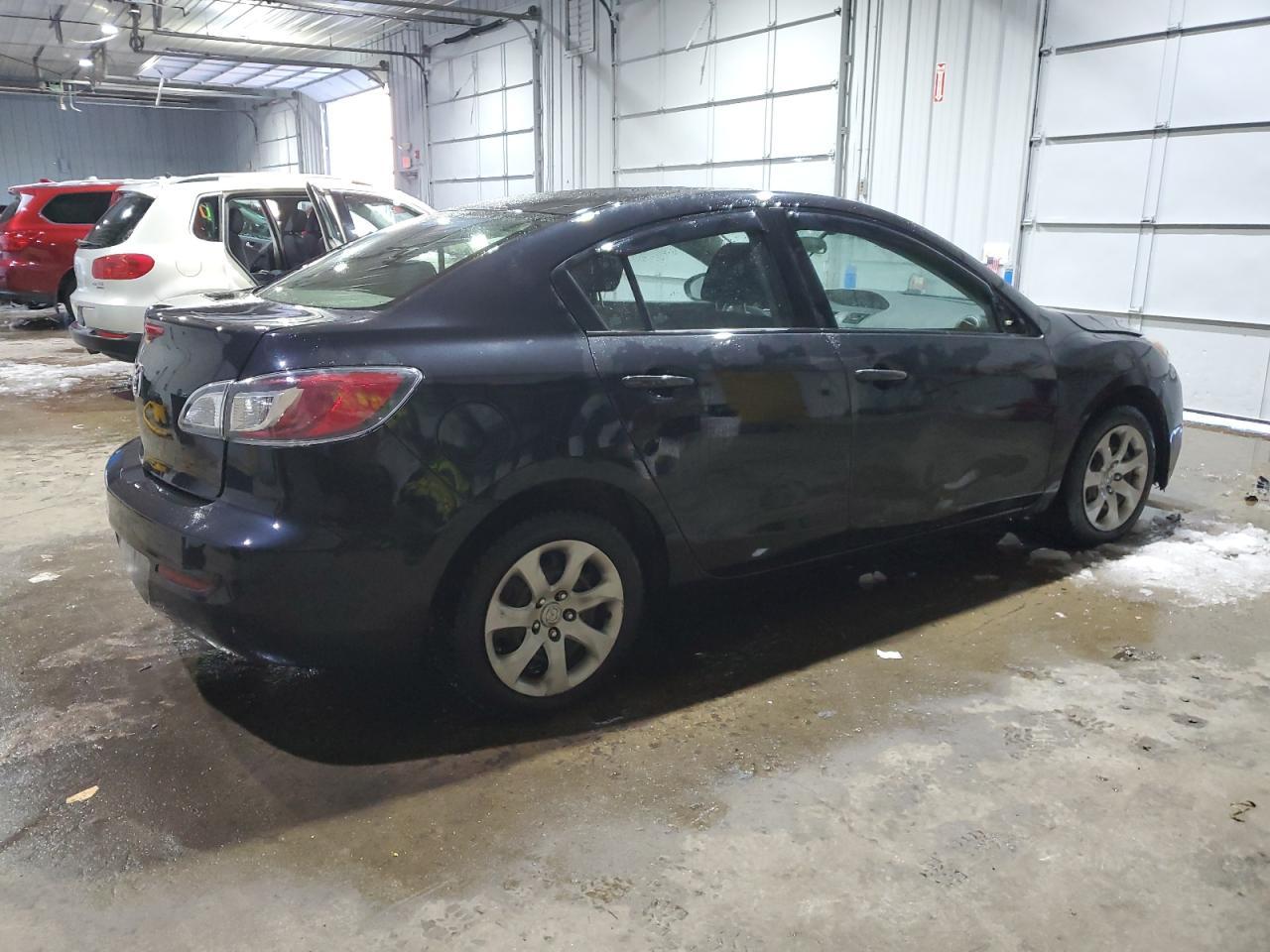 2013 MAZDA 3 I - Фото 3