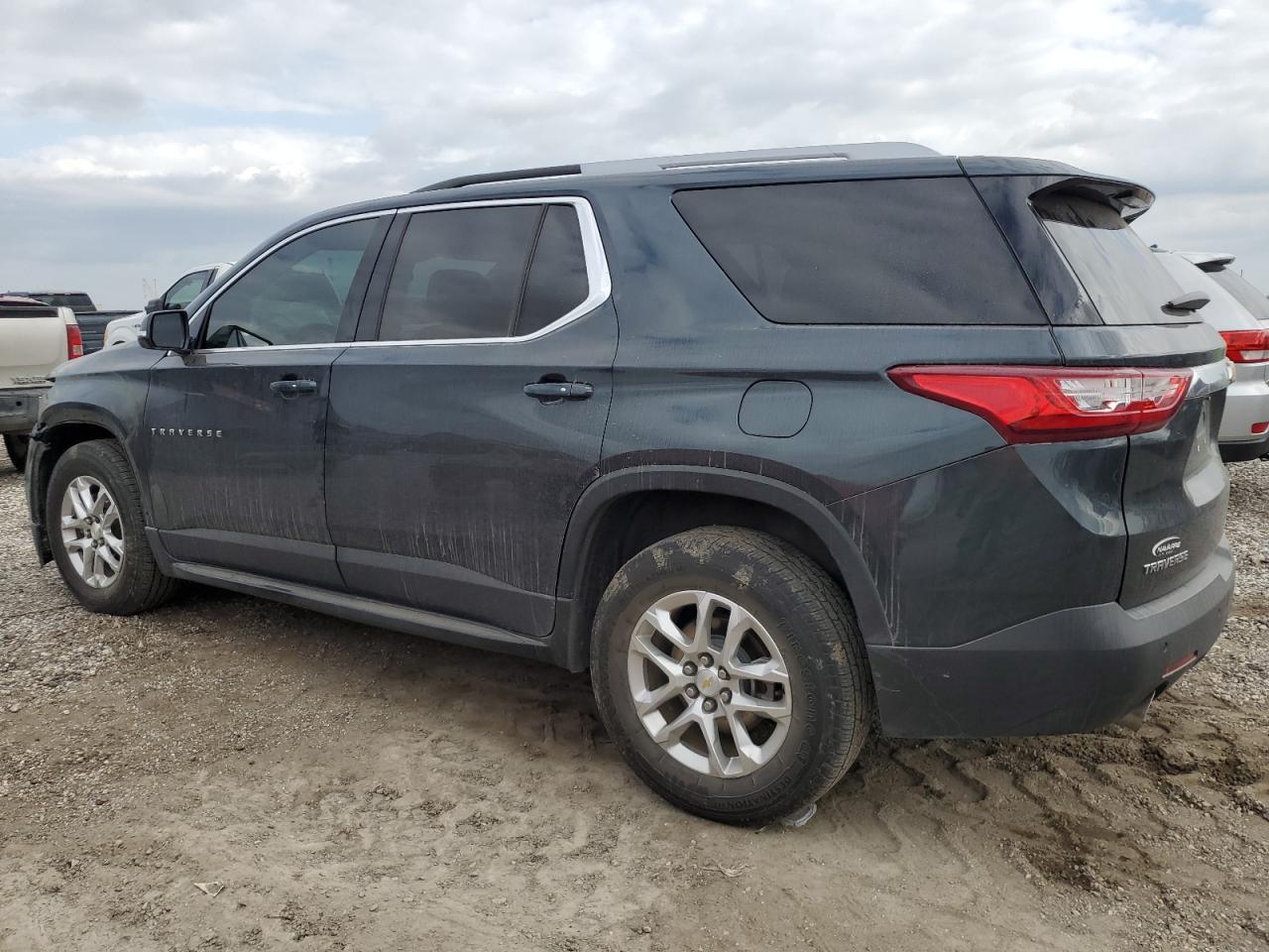 2018 CHEVROLET TRAVERSE L - Image 2