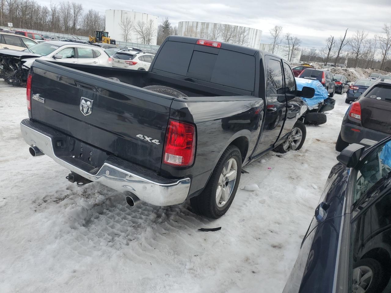 2017 RAM 1500 SLT - Image 3
