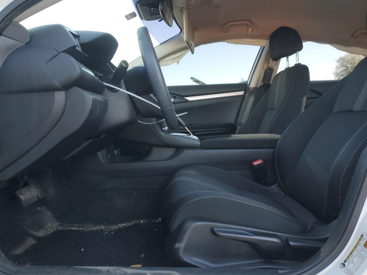 2020 HONDA CIVIC LX - Image 7