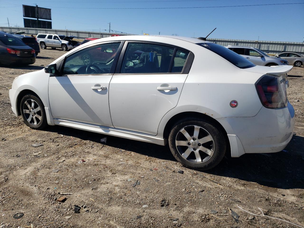2012 NISSAN SENTRA 2.0 - Фото 2