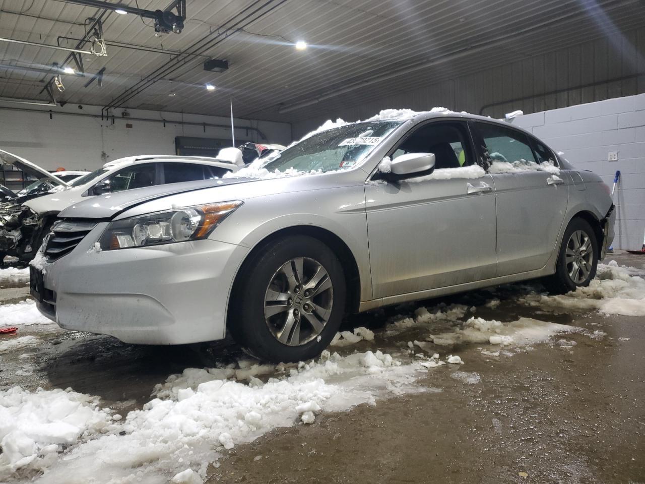 2012 HONDA ACCORD SE