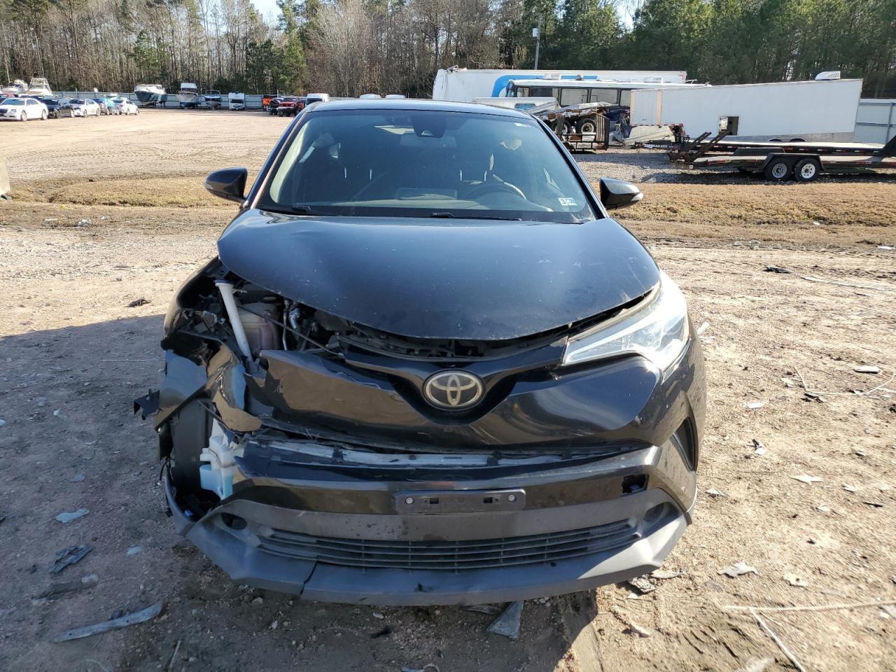 2018 TOYOTA C-HR XLE - Фото 5
