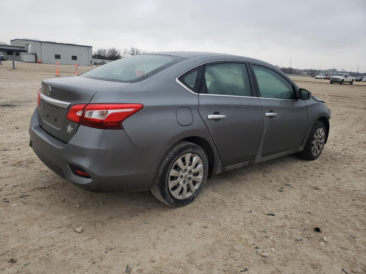 2018 NISSAN SENTRA S - Фото 3