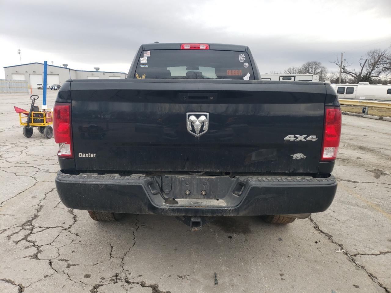 2018 RAM 1500 ST - Image 6